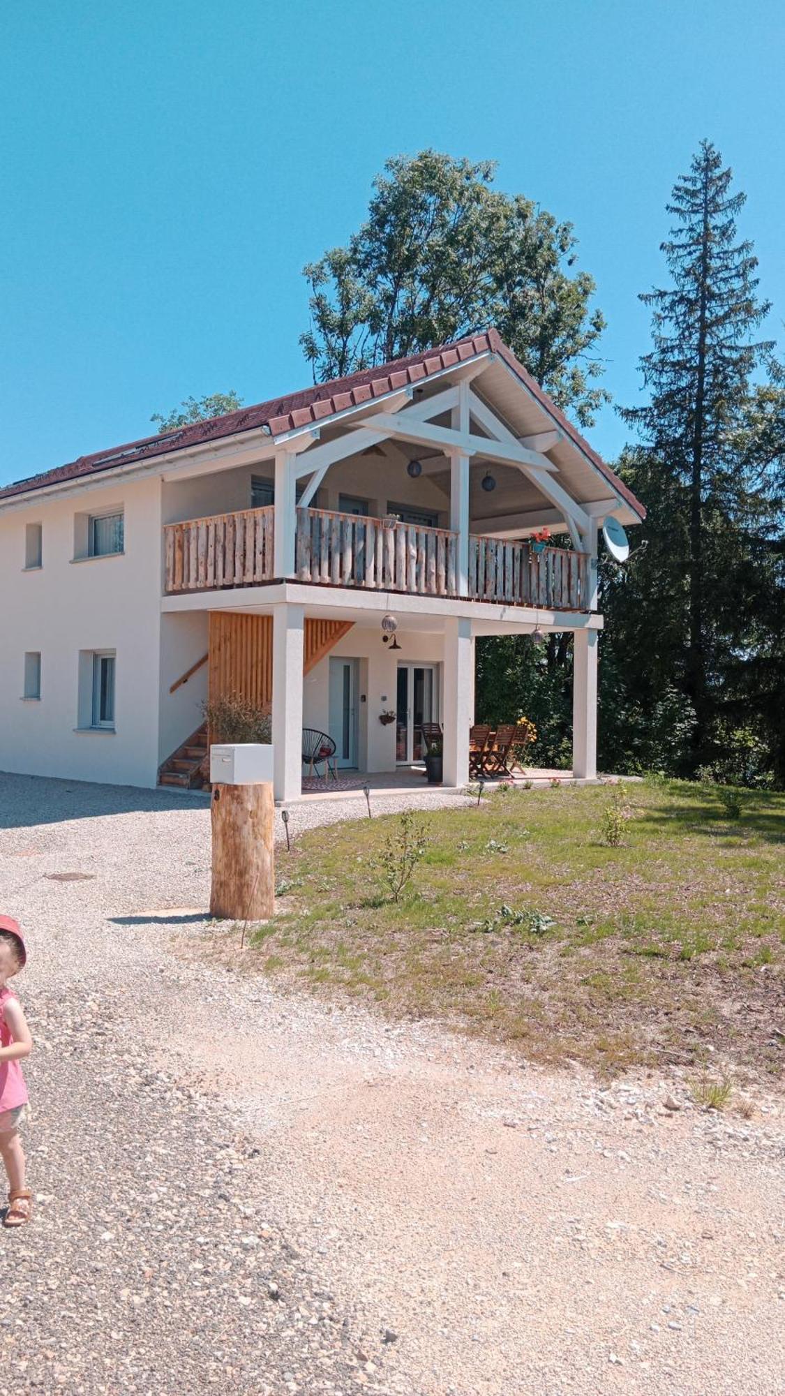 Gite Des Roches La Chaux-du-Dombief Buitenkant foto